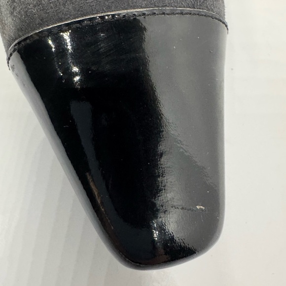 Prevata Gray Suede Patent Cap Toe Heels
✈️ 👠 Made in Italy | Retail $350 - Picture 6 of 7